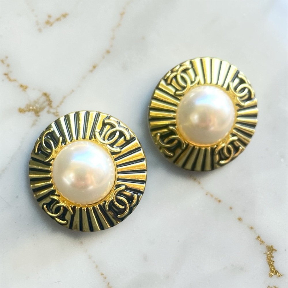 Luxury Faux Pearl/Antique Gold Upcycled Button Earrings 23mm